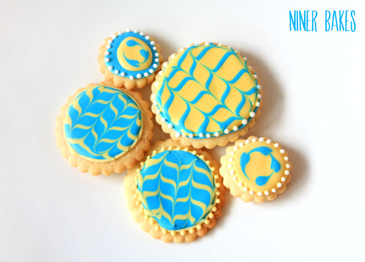 Cute Spring & Easter decorated cookies for your special Easter dessert table