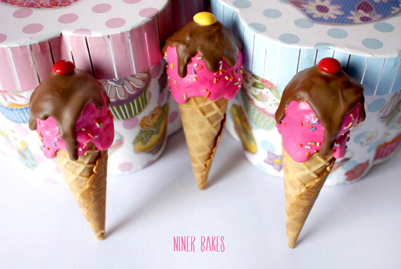 delicious ice cream cone cake pops - by niner bakes