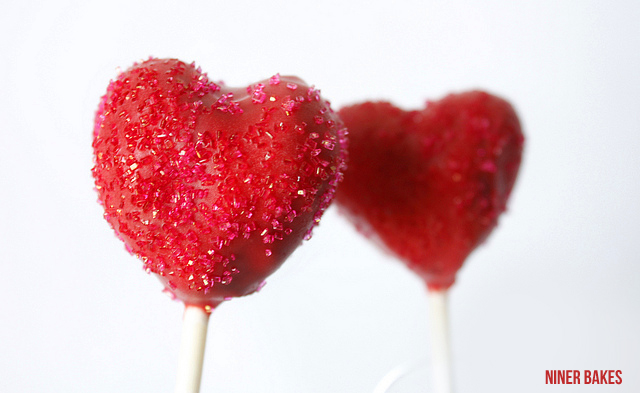 heart shaped cake pops for Valentine's Day by niner bakes