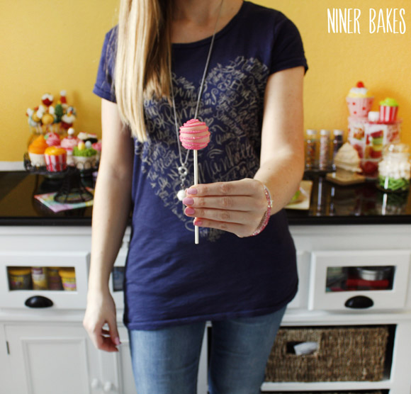 How to make Swirl Cake Pops - Tutorial - by niner bakes