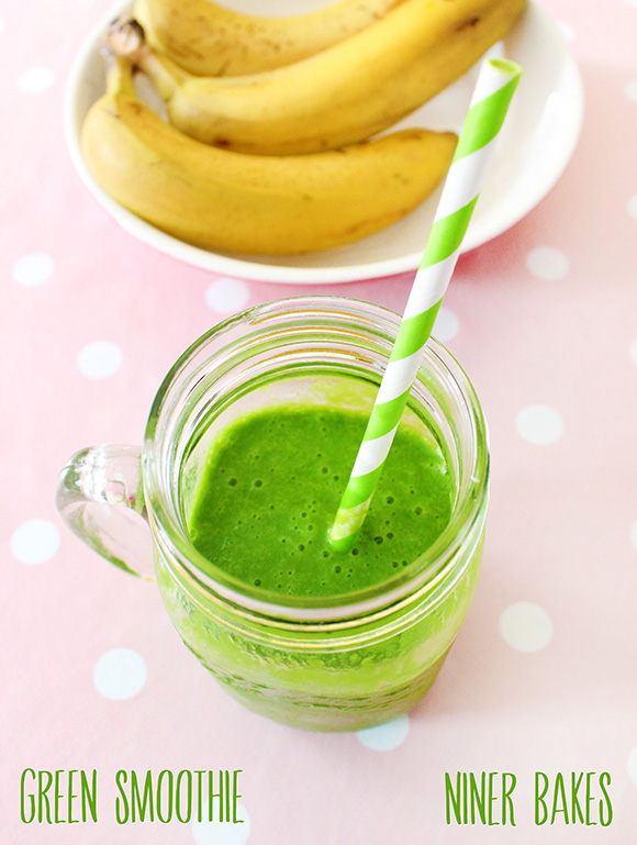 Green Smoothie // Blendtec Blender / Mixer - niner bakes - Peanut Butter Smoothie Recipe Rezept