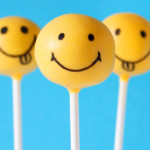 smiley cake pops by niner bakes